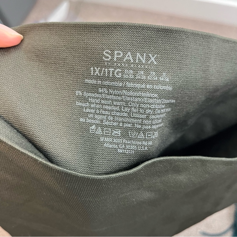 SPANX Dark Olive Green Seamless Leggings Ankle Zipper 1X - Picture 4 of 4